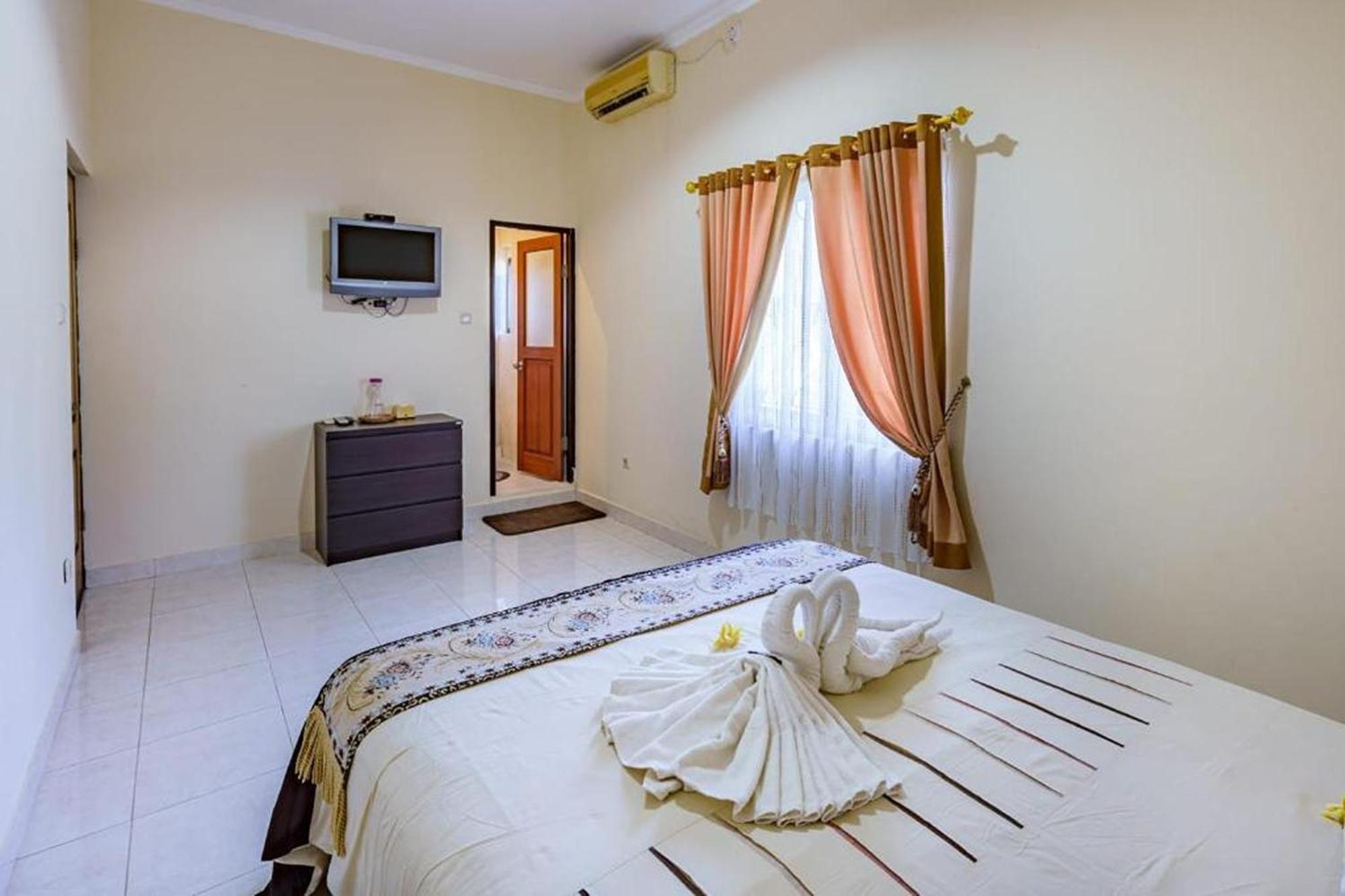 Whiterose Guesthouse Сенггігі Екстер'єр фото